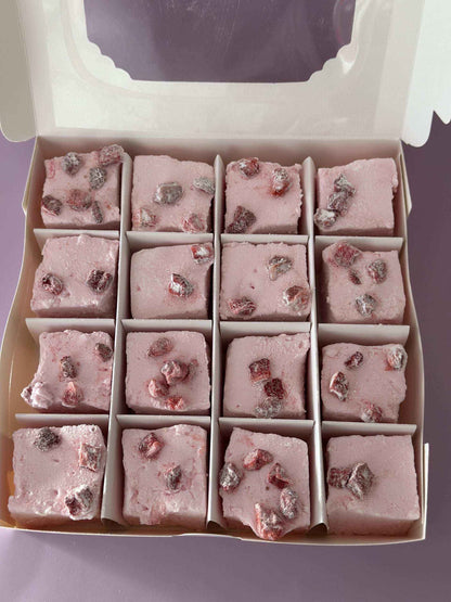 Gourmet Marshmallows Strawberry & Champagne Gift Edition 200 gram handmade gluten free personalised gift - Fairy Candy UK - Handmade Marshmallows, Boiled Sweets & Fruit Leather