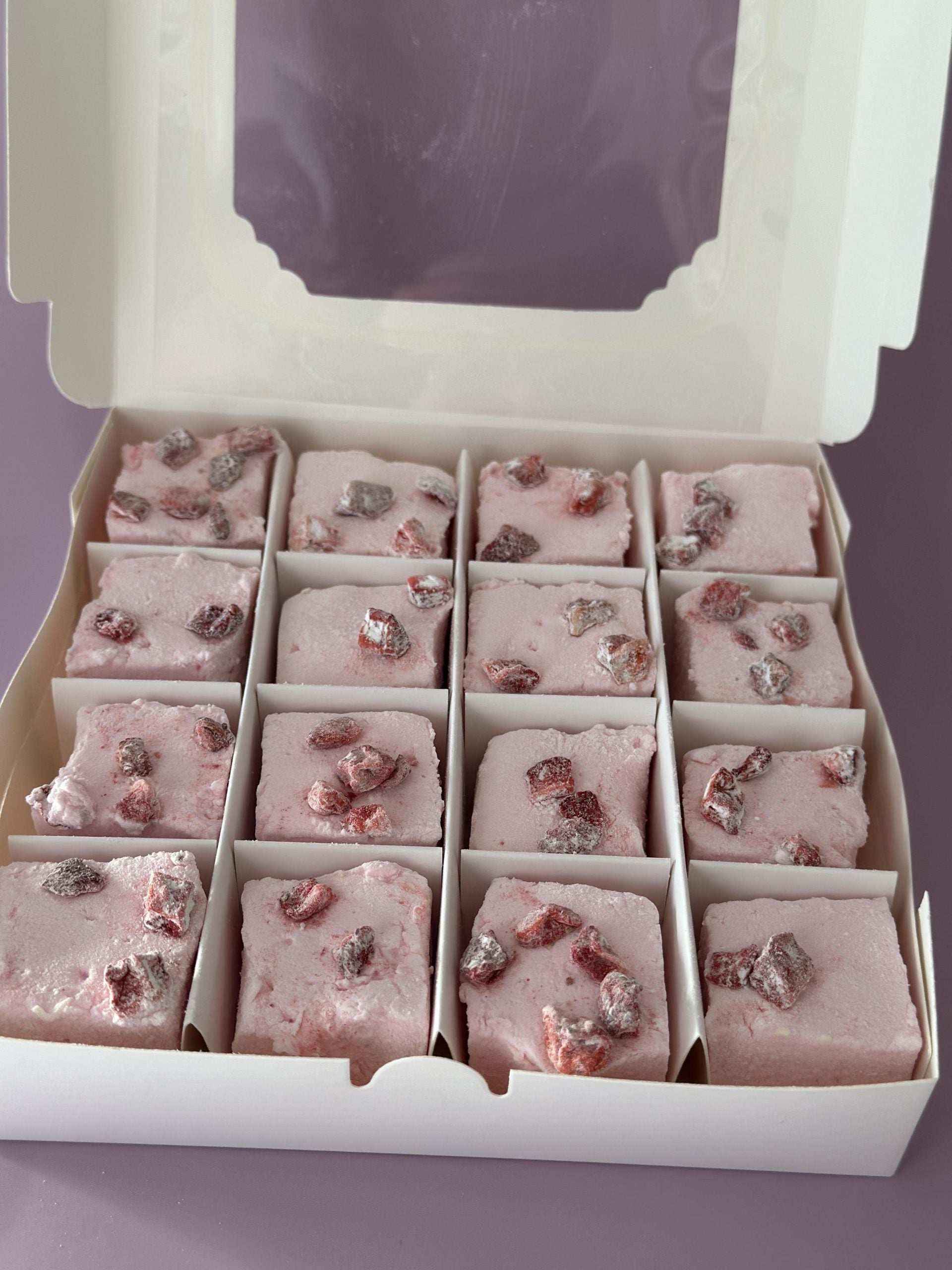 Gourmet Marshmallows Strawberry & Champagne Gift Edition 200 gram handmade gluten free personalised gift - Fairy Candy UK - Handmade Marshmallows, Boiled Sweets & Fruit Leather