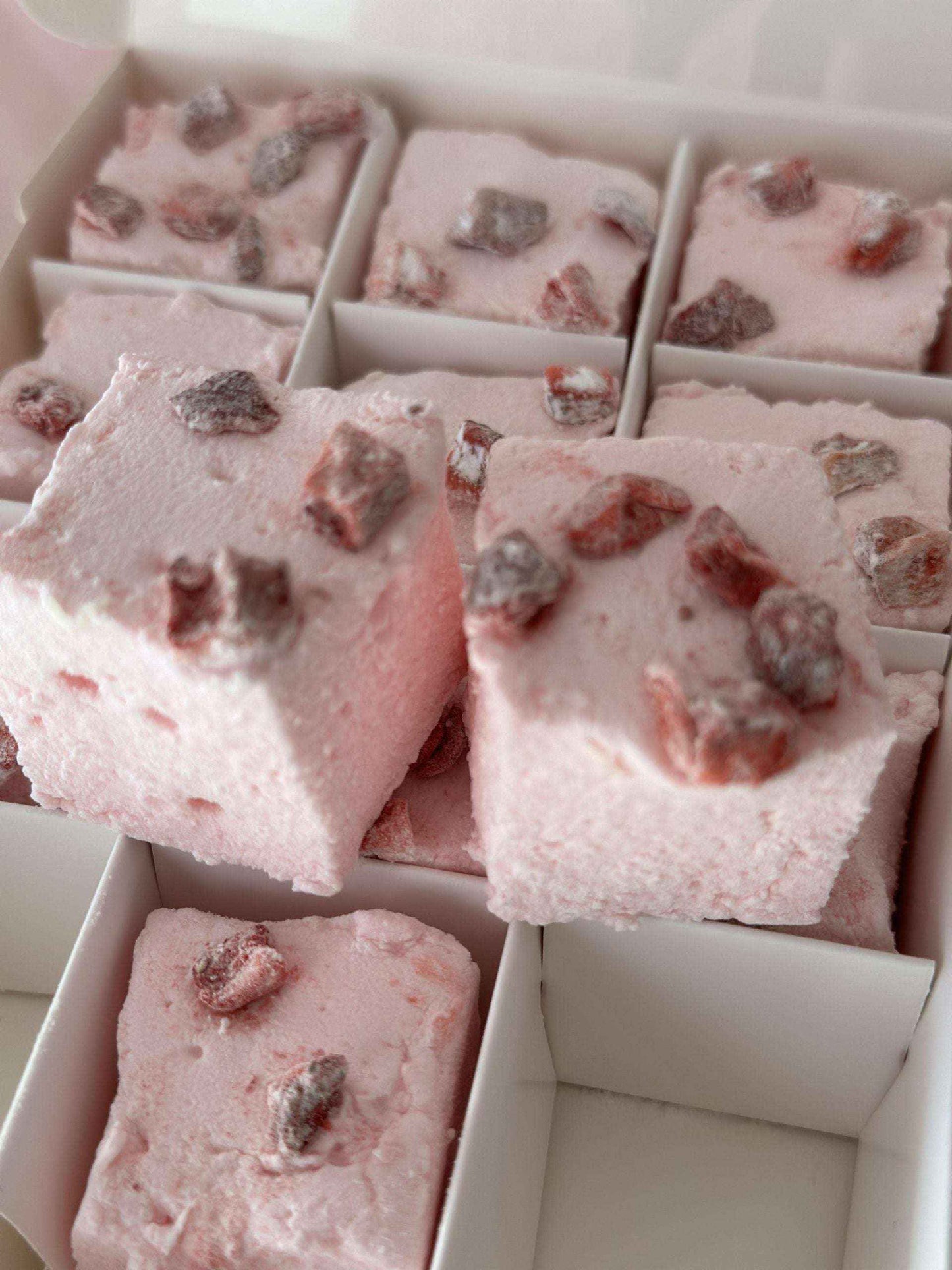 Gourmet Marshmallows Strawberry & Champagne Gift Edition 200 gram handmade gluten free personalised gift - Fairy Candy UK - Handmade Marshmallows, Boiled Sweets & Fruit Leather
